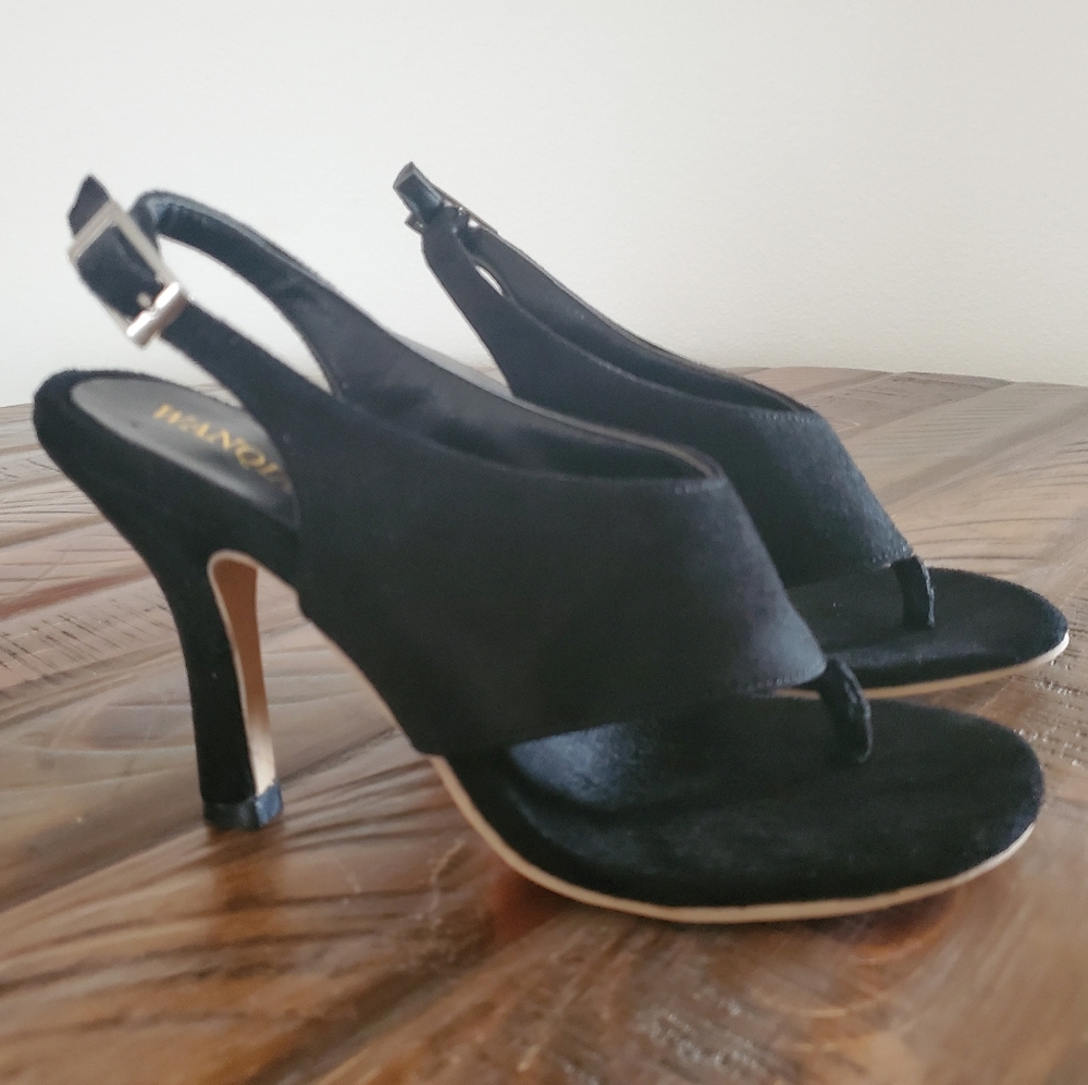 Black heel sandals